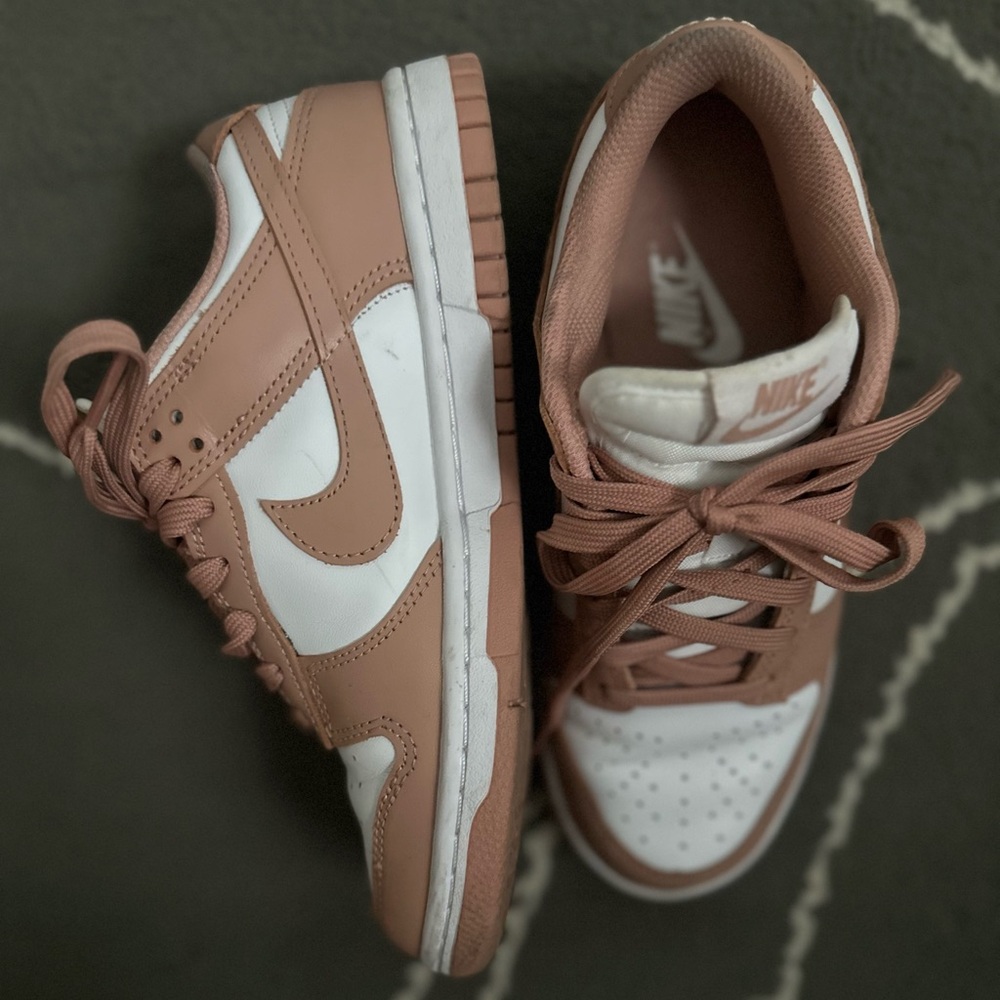 Nike Dunk Sneakers